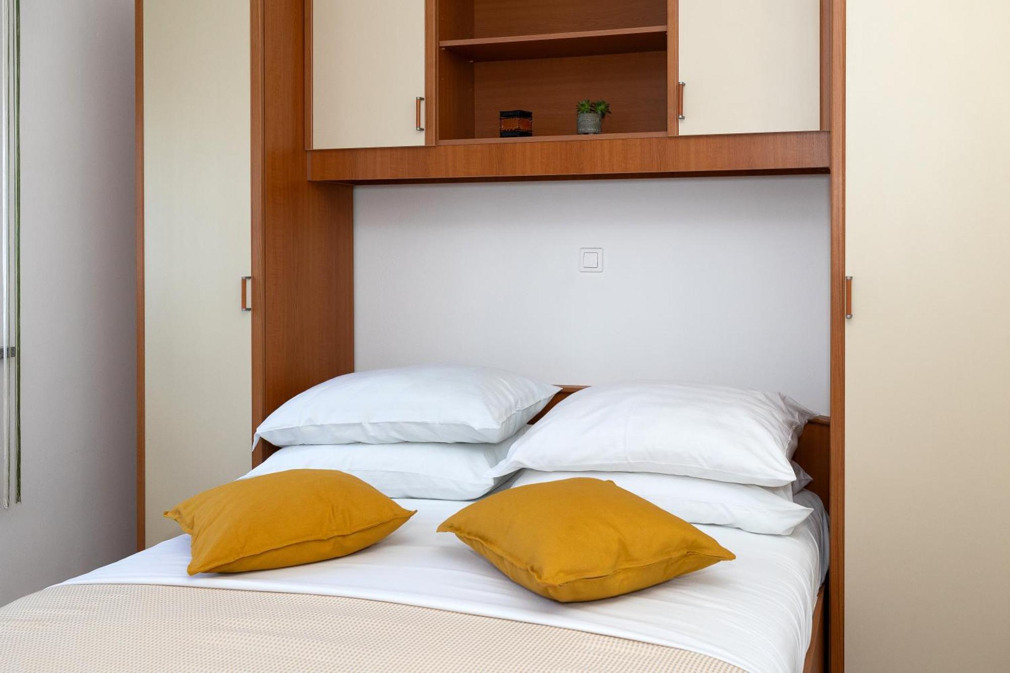 Apartments Mikanovic Crikvenica Zewnętrze zdjęcie
