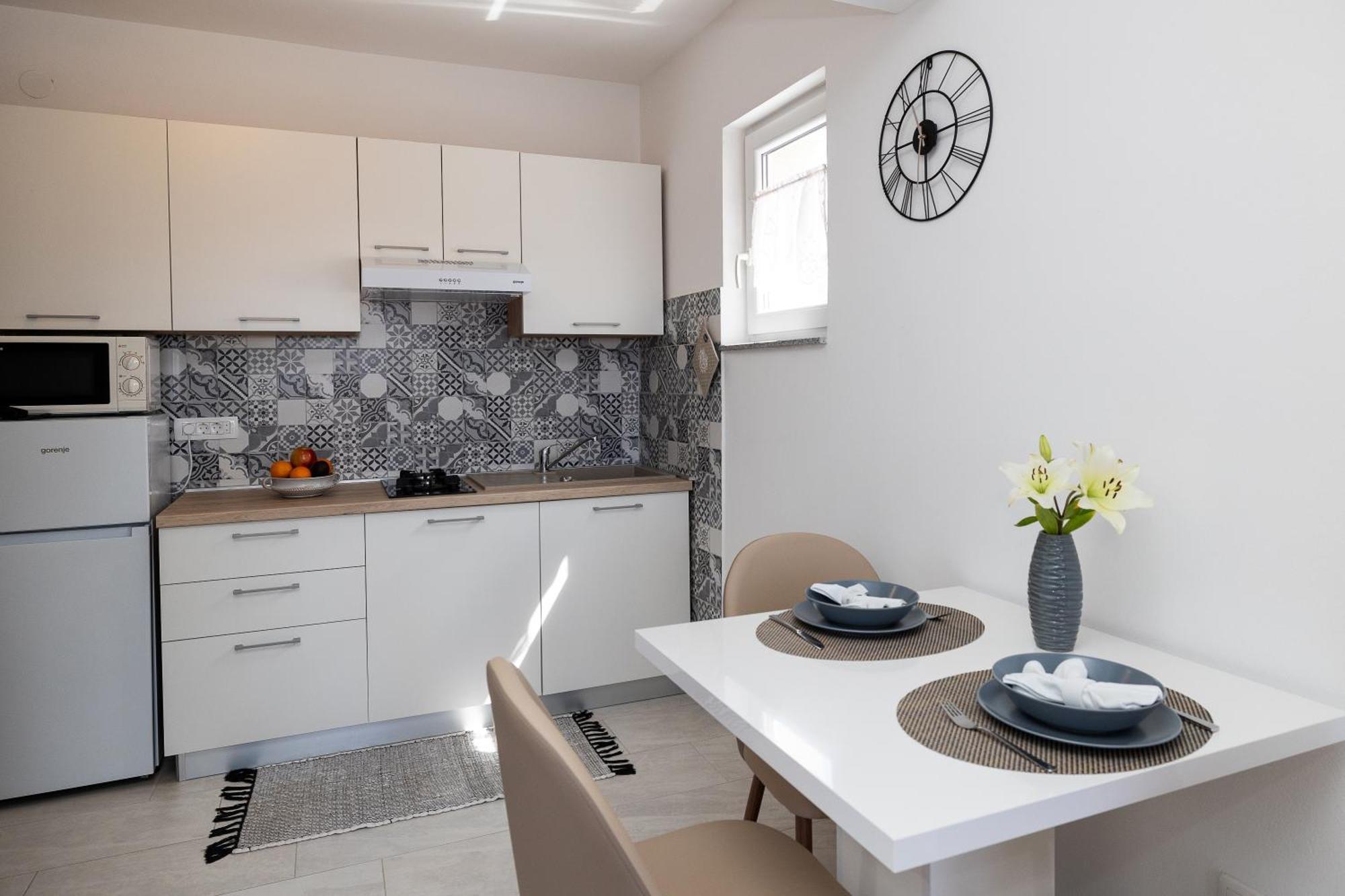 Apartments Mikanovic Crikvenica Zewnętrze zdjęcie
